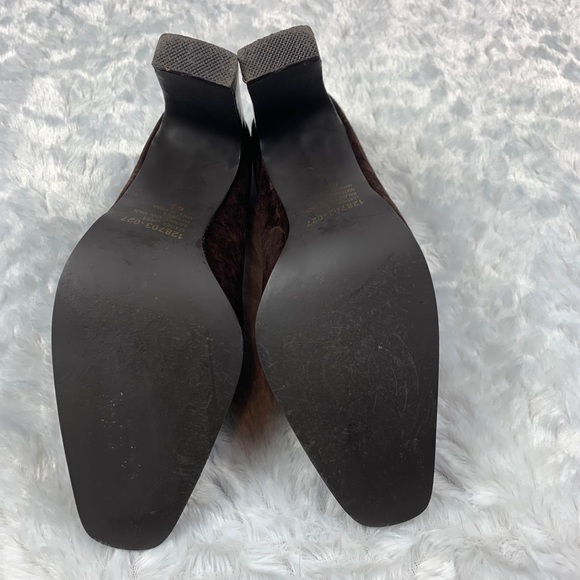 Colin Stuart Suede Heels - Picture 8 of 10